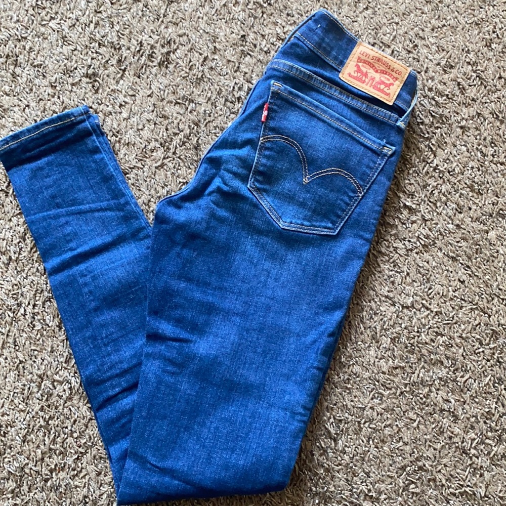 Levi 710 Super Skinny Jeans